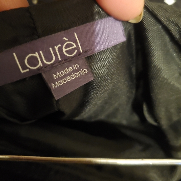 Laurel Textured Skirt - Picture 5 of 6